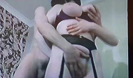આ સુંદર આરબ સ્ત્રીઓ porn પીડા એક ગુલામ બનાવે છે એક હેપી રખાત